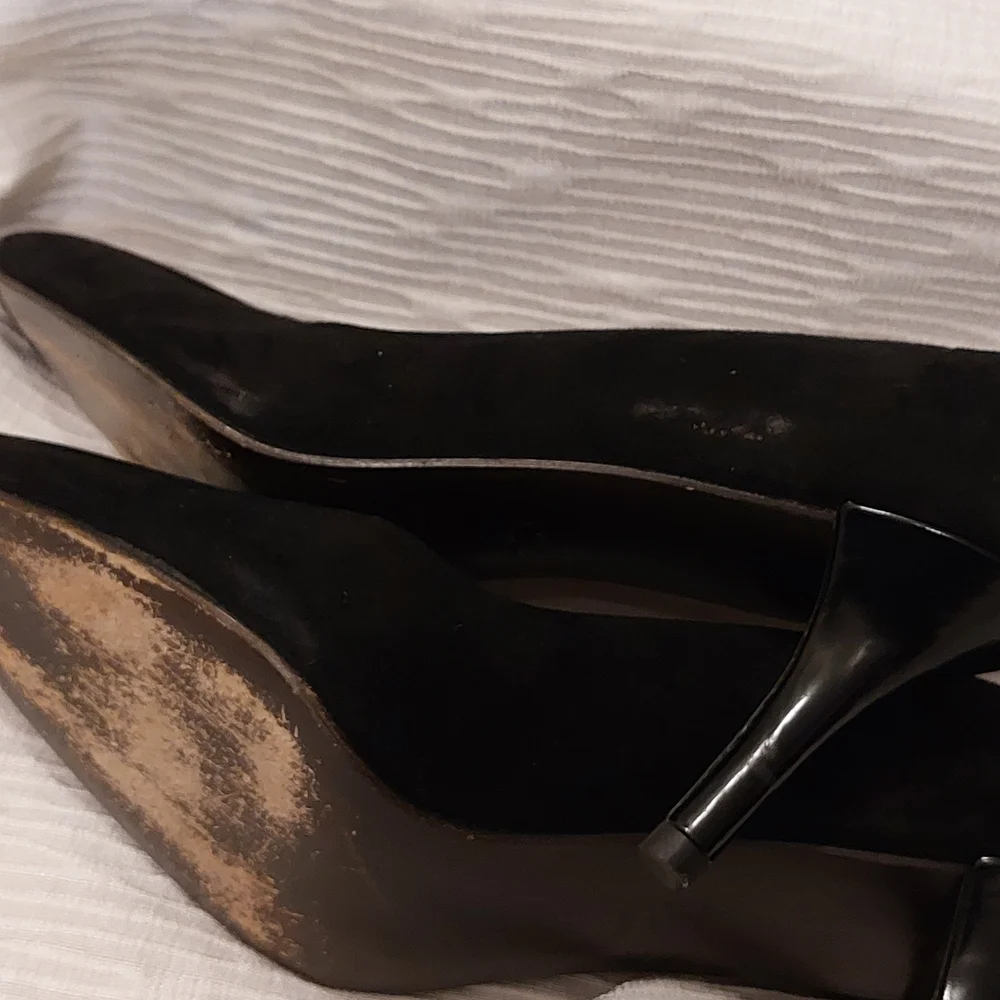 Stuart Weitzman Black Suede Women's Pumps - Picture 14 of 16